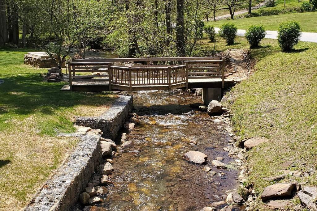 Waterwheel Cabin By The Creek Murphy Dış mekan fotoğraf